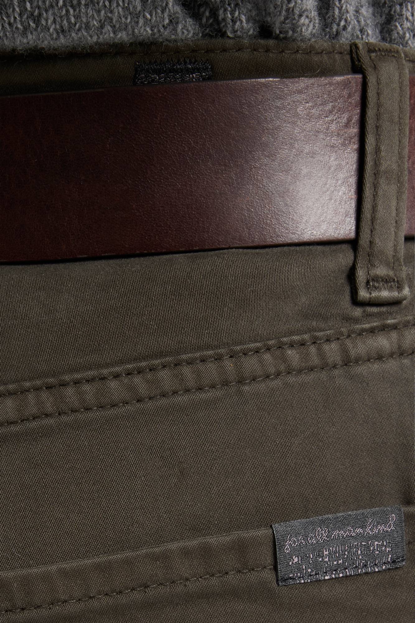 THE STRAIGHT in Luxe Performance Sateen Thicket - Image 4