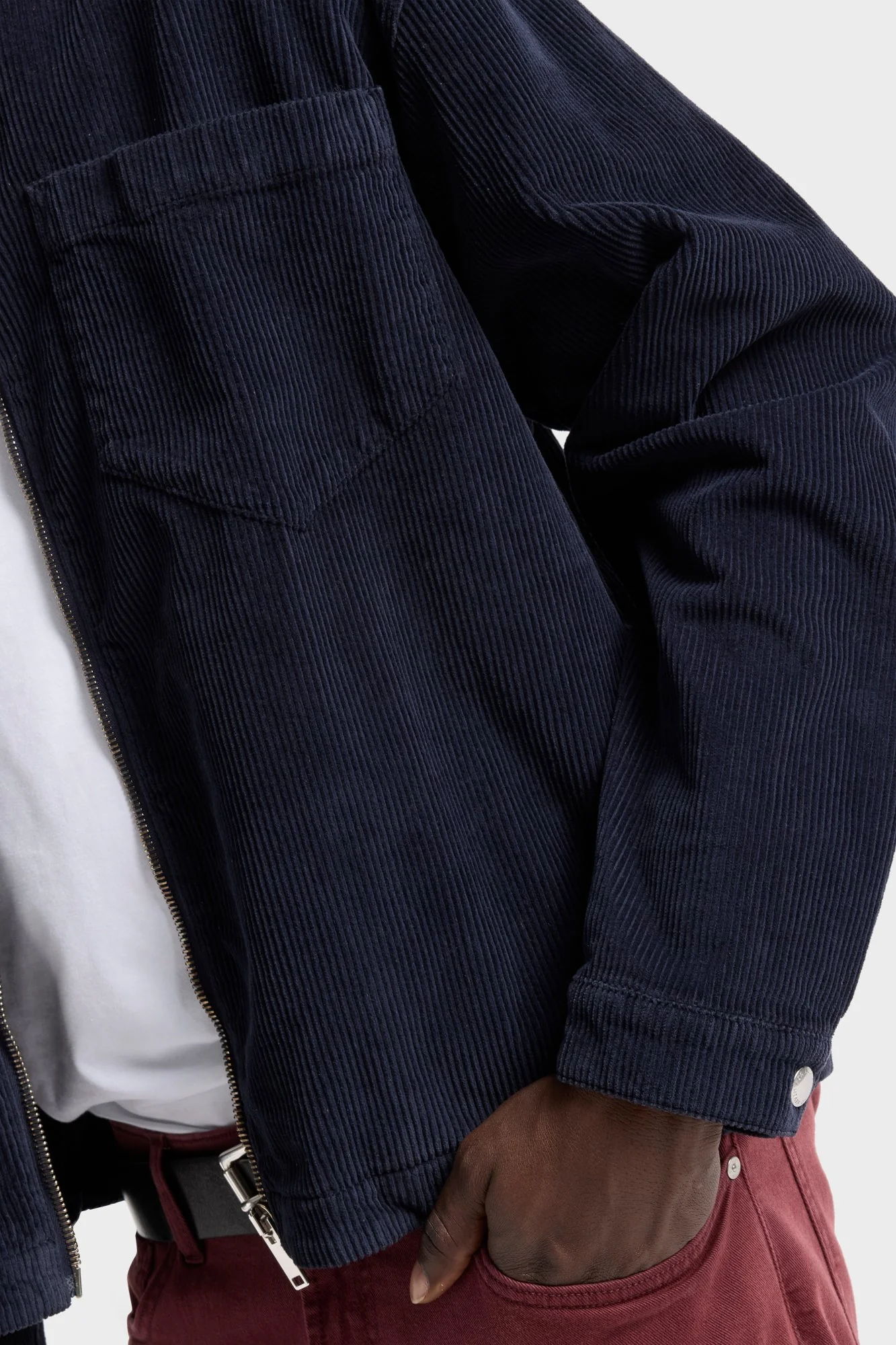 ZIP OVERSHIRT in Corduroy Navy - Image 4
