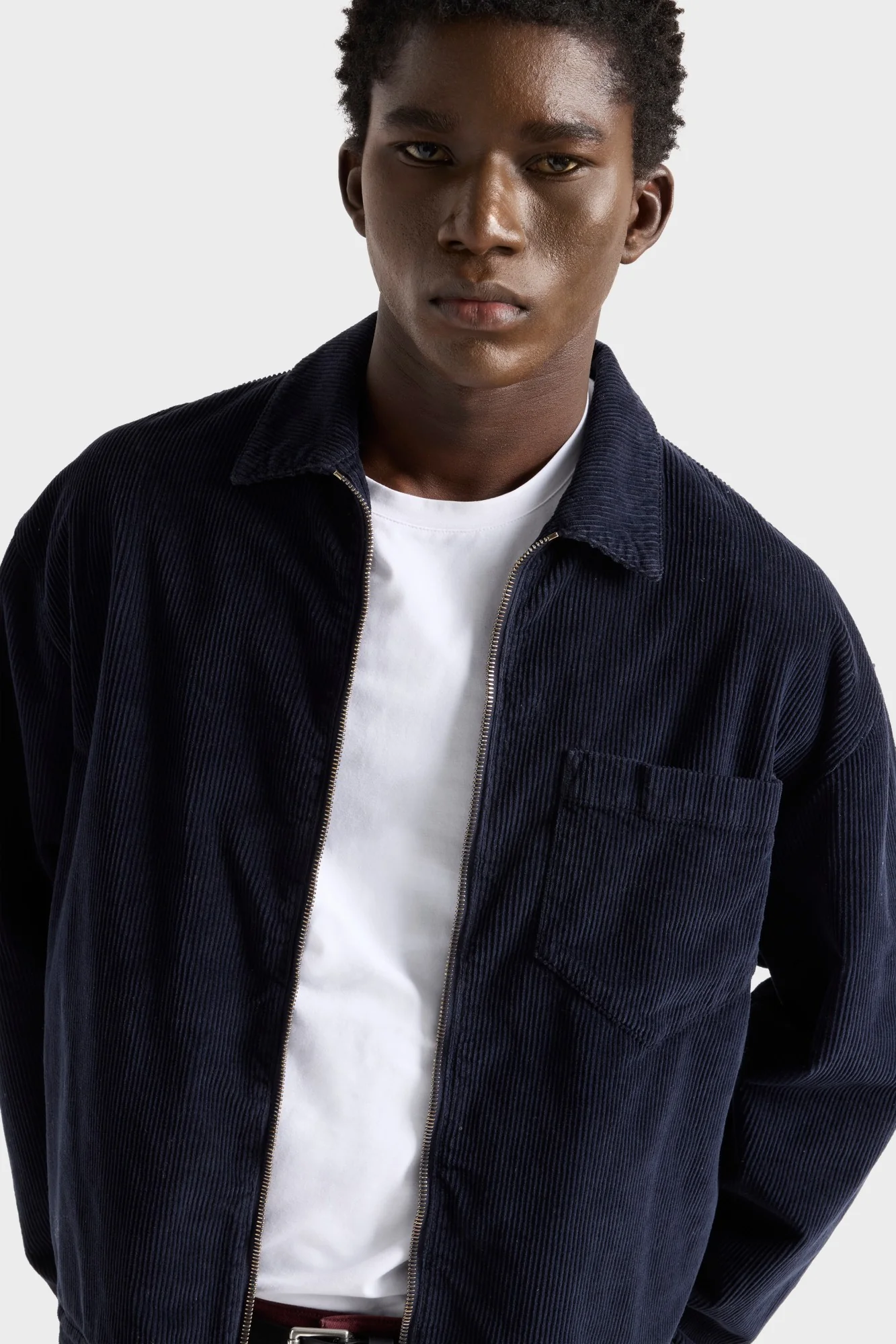 ZIP OVERSHIRT in Corduroy Navy - Image 6