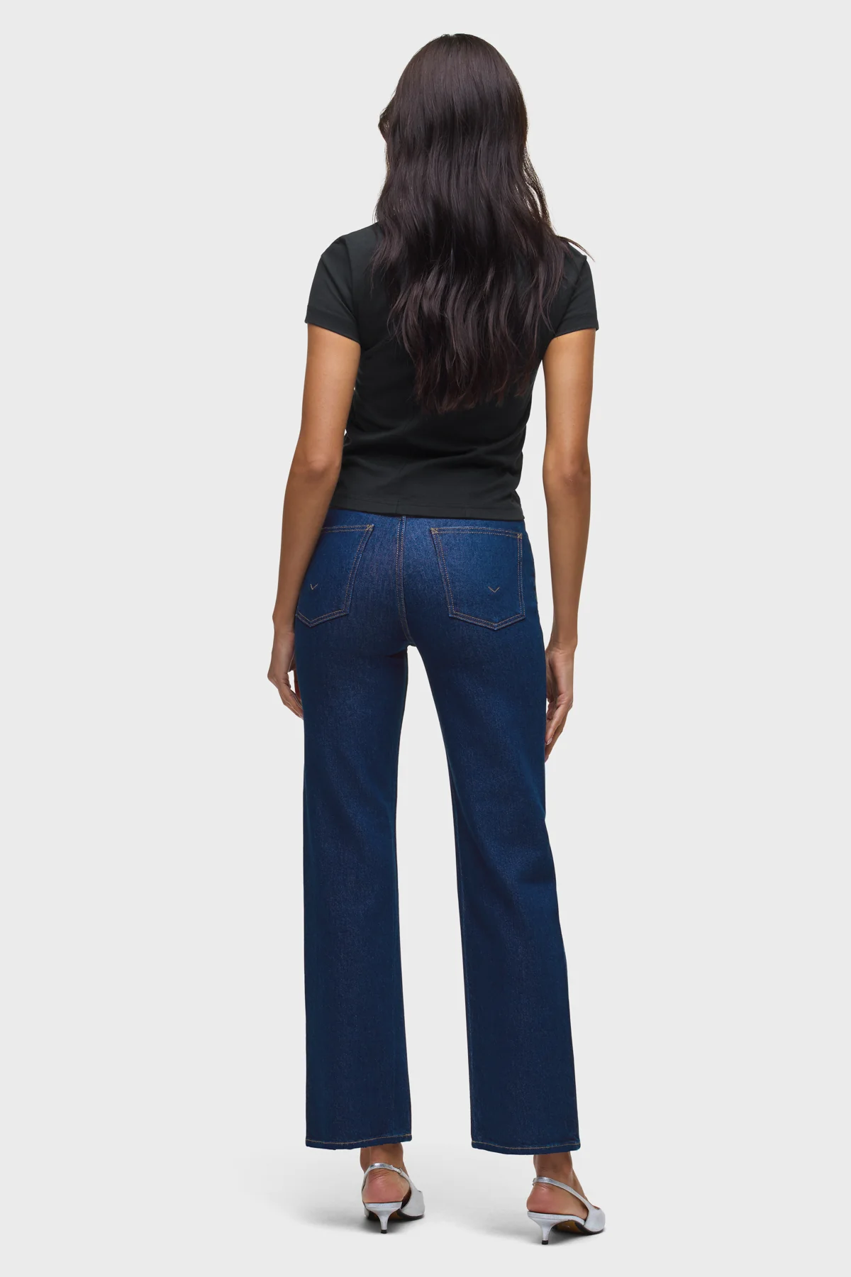 Remi Straight - Image 7