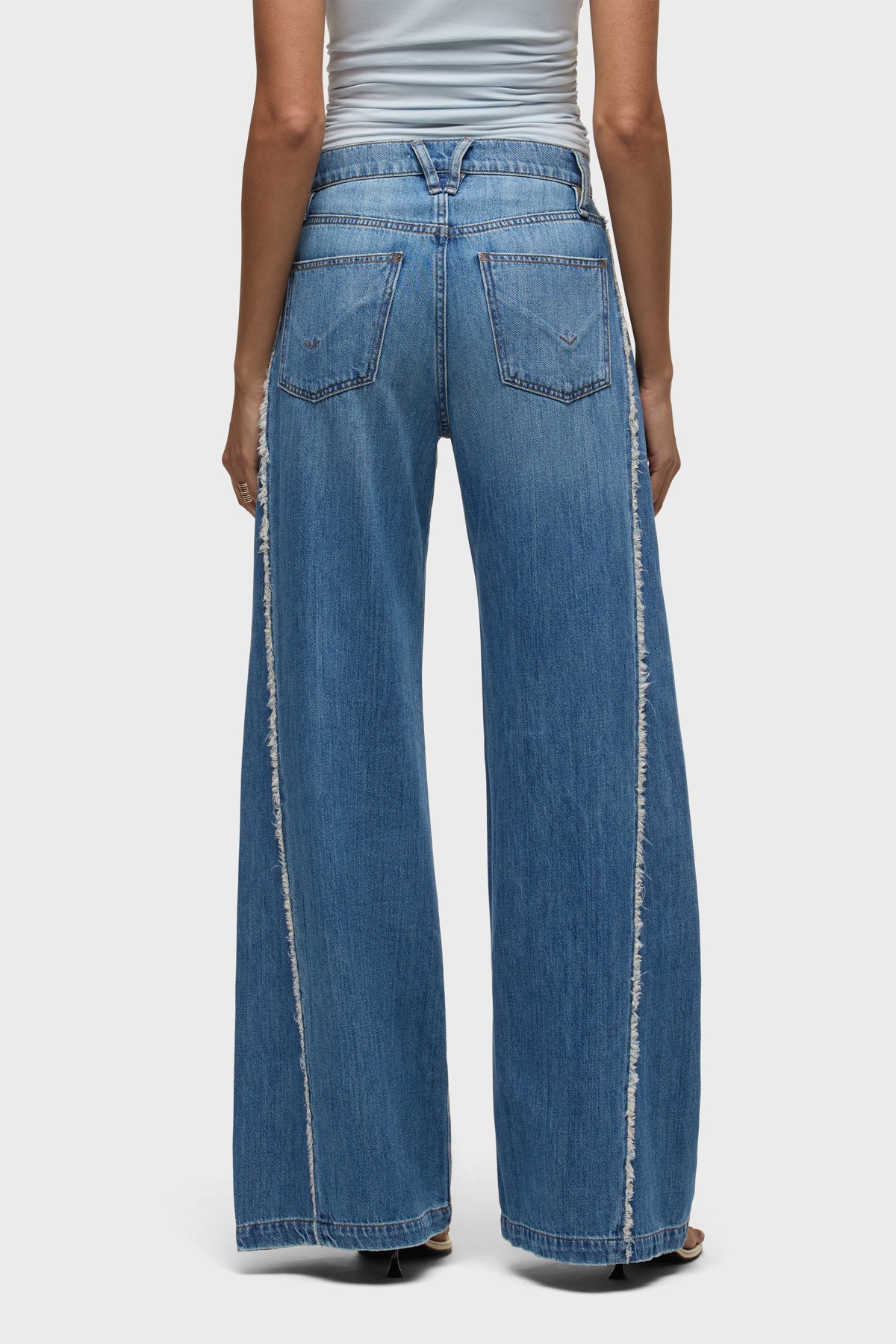 Jodie Loose Fit Wide Leg Jean With Frayed Seams - Image 4