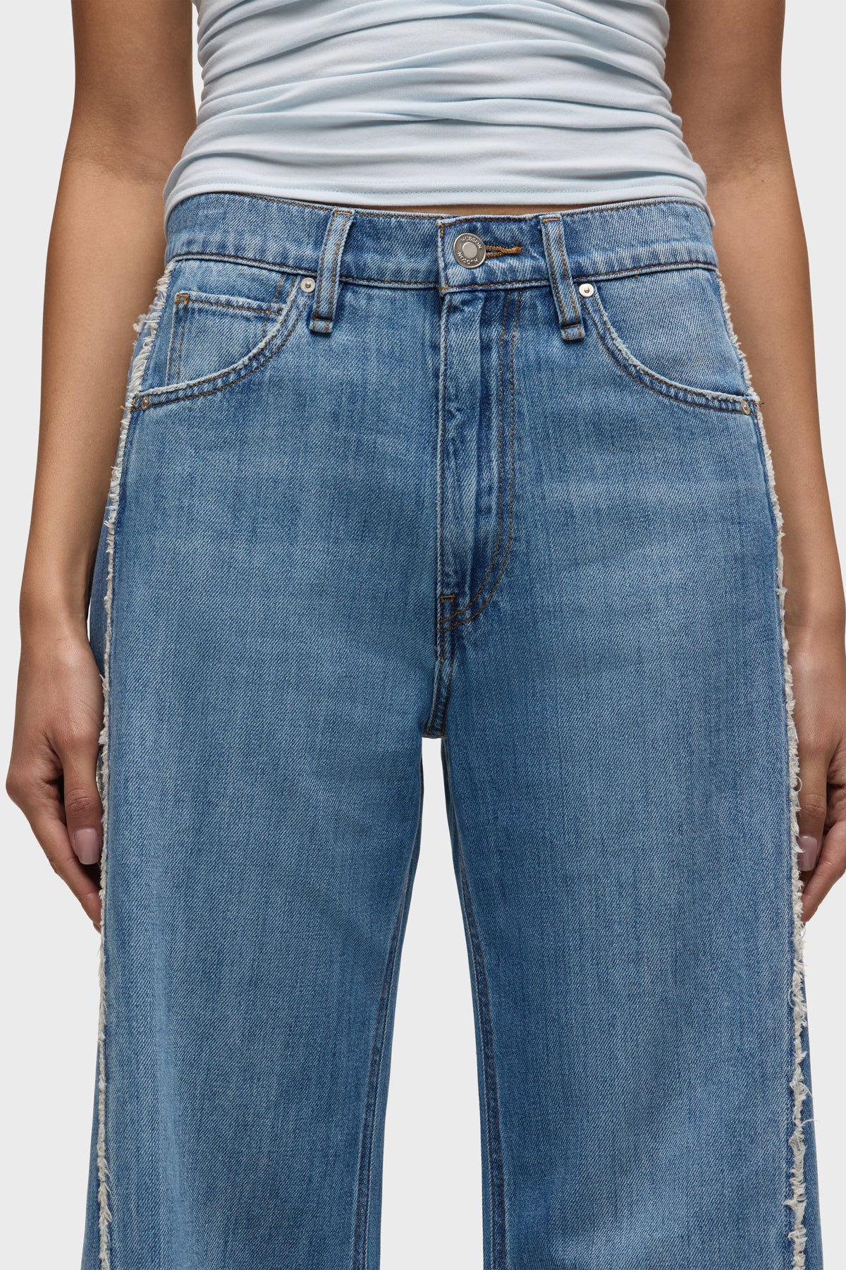 Jodie Loose Fit Wide Leg Jean With Frayed Seams - Image 5