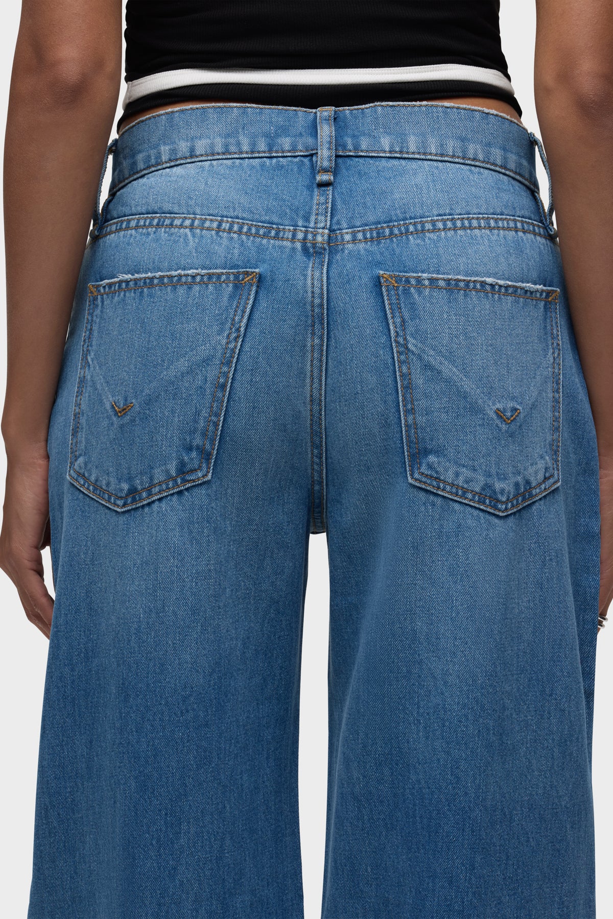 Rylee Loose Straight - Image 11