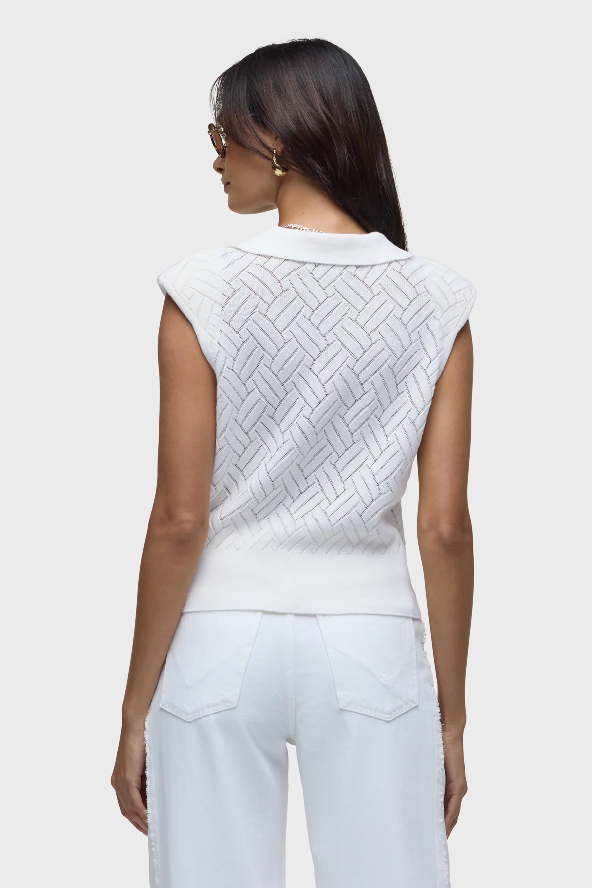 Knitted Sleeveless Collared Top - Image 3