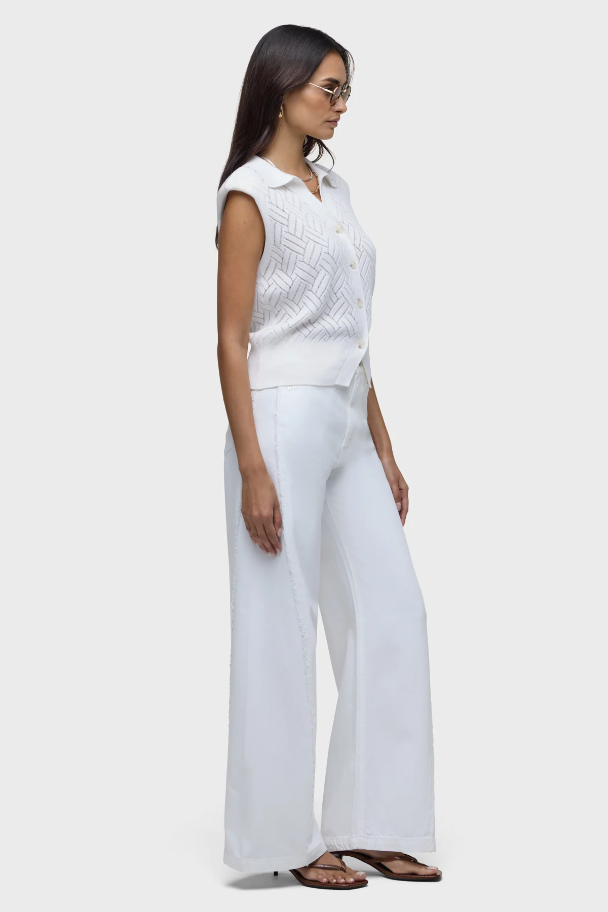 Knitted Sleeveless Collared Top - Image 5